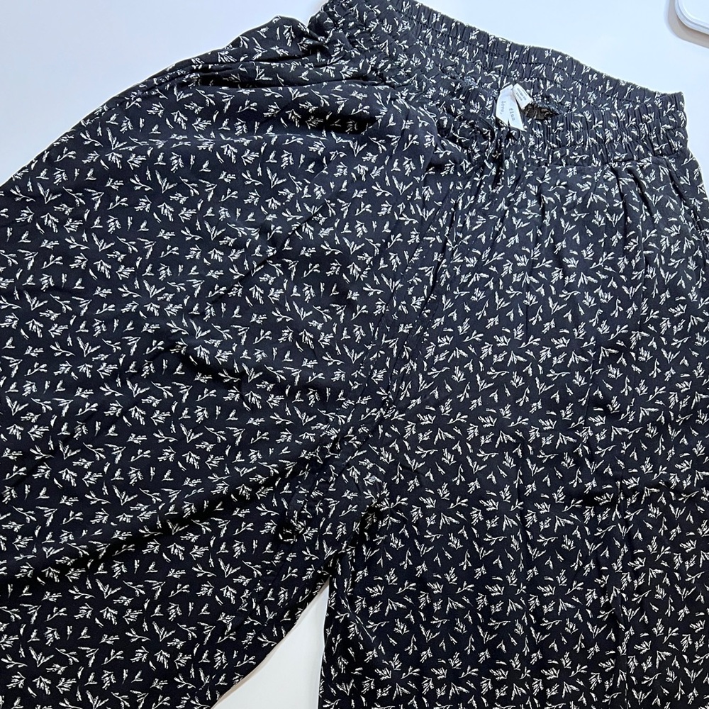 Plenty - Floral culottes. Size - XS/S